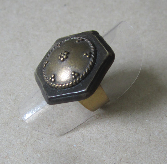 Art.No. 30502-0003 Brass Button Ring
