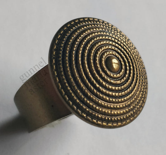 Art.No. 30502-0007 Brass Button Ring