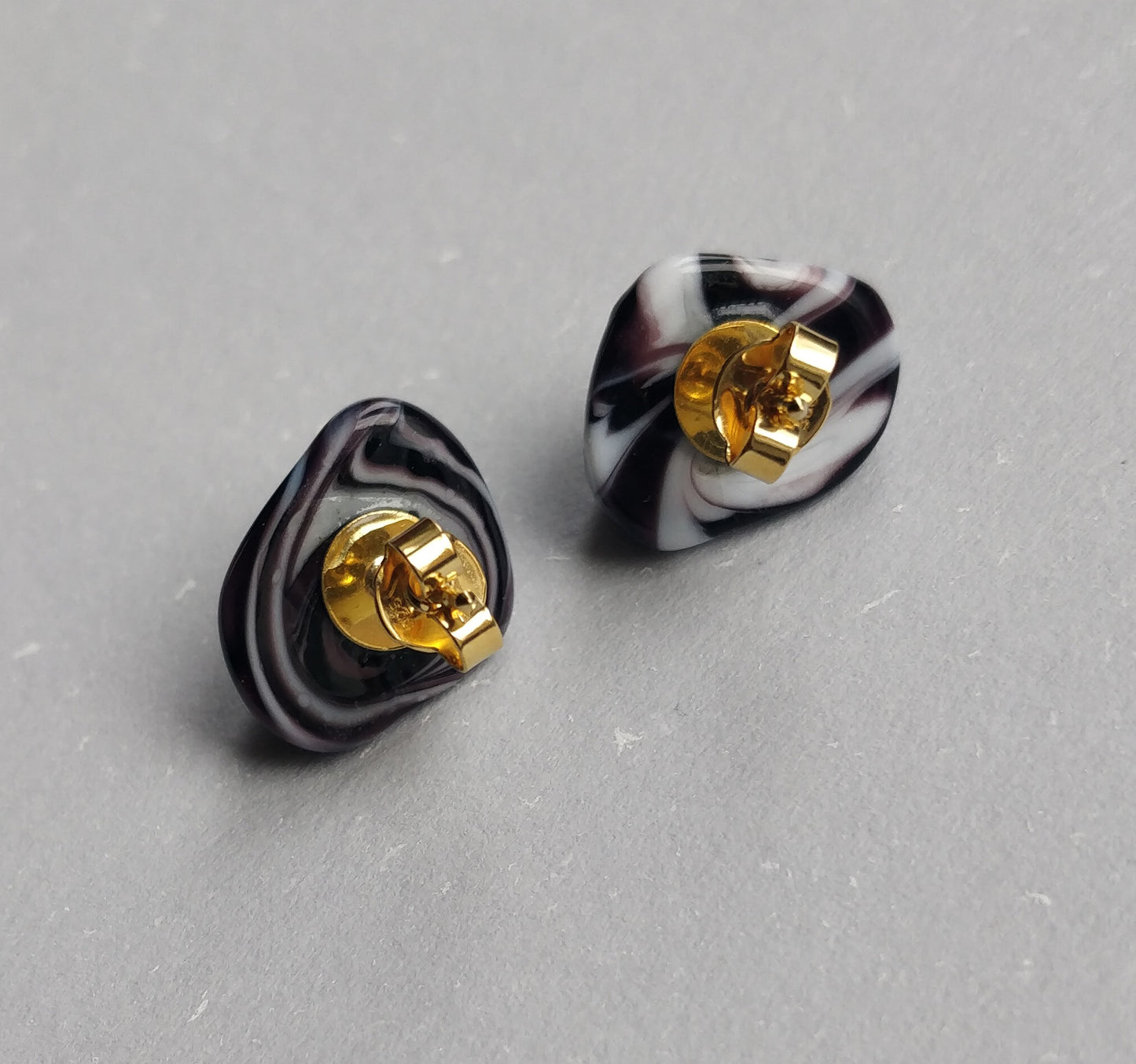 Art.No. 41212-0001 Button Earrings