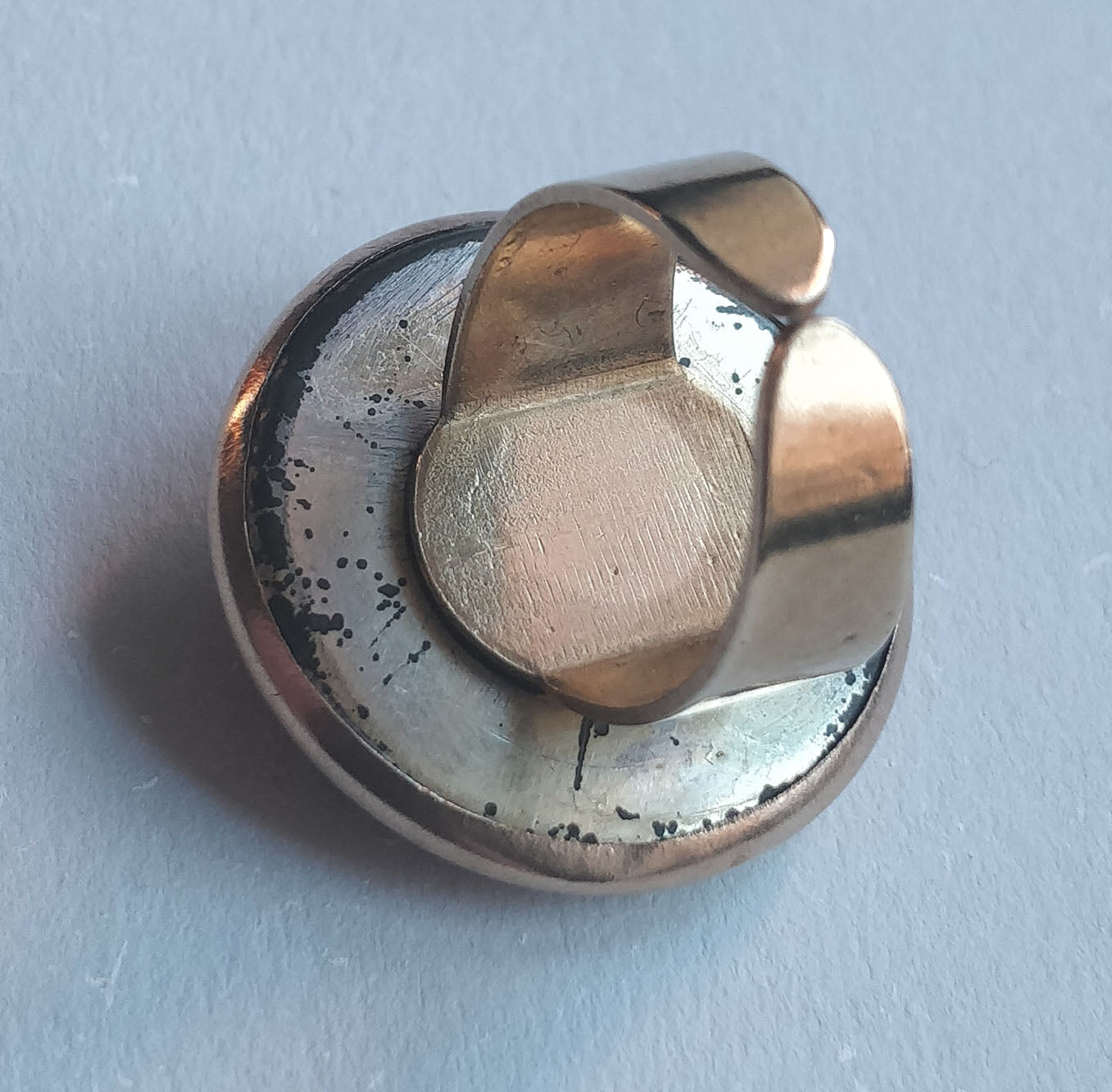 Art.No. 30502-0017 Brass Button Ring