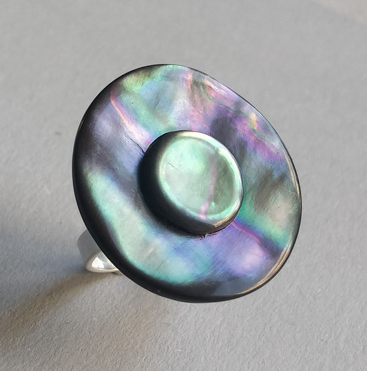 Art.No. 30501-0023 Mother of Pearl Ring