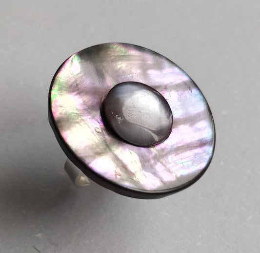 Art.No. 30501-0026 Mother of Pearl Ring