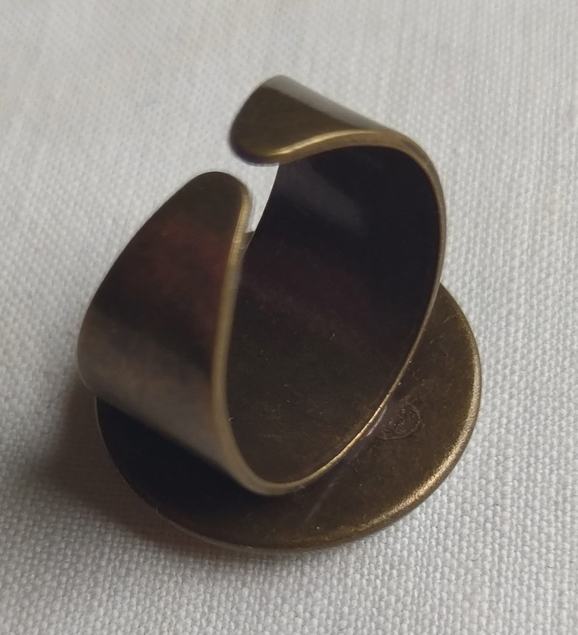 Art.No. 30504-0003 Bronze Button Ring